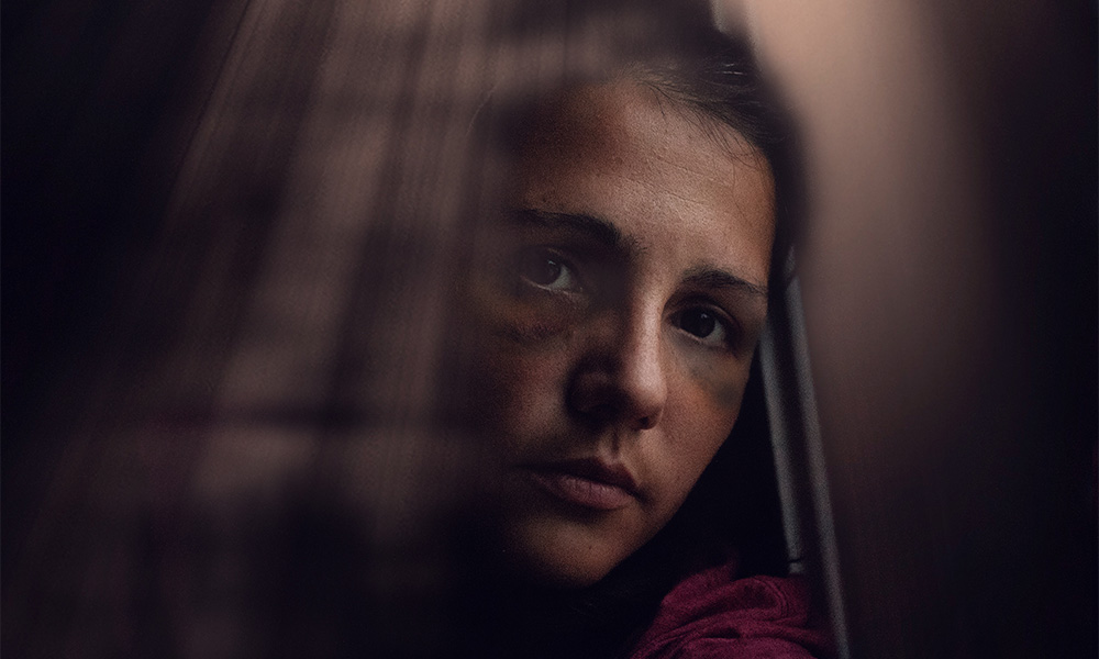 ¿Se enterará mi abusador de la solicitud VAWA que presenté?